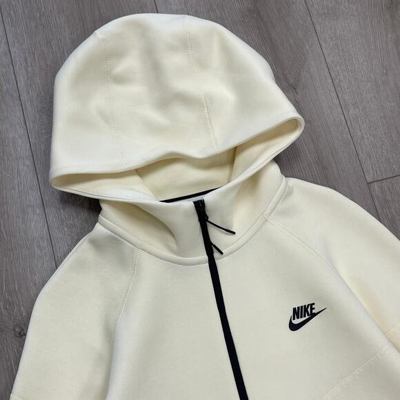 Nike Sportswear Tech Fleece Windrunner Full-Zip Hoodie Full Zip Size Small S B5 - Picture 2 of 8